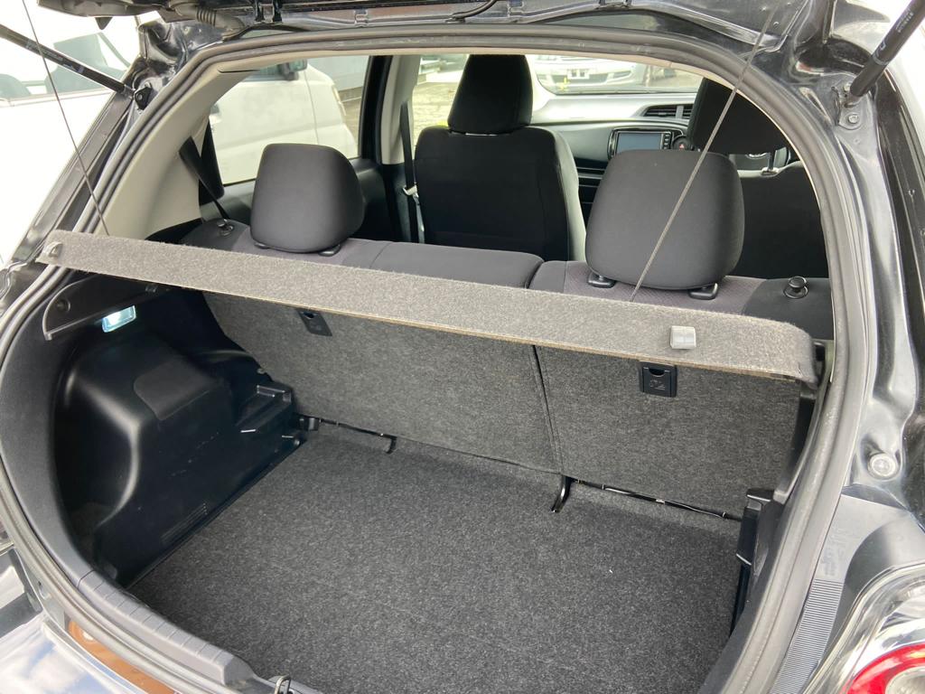2011 Toyota Vitz RS